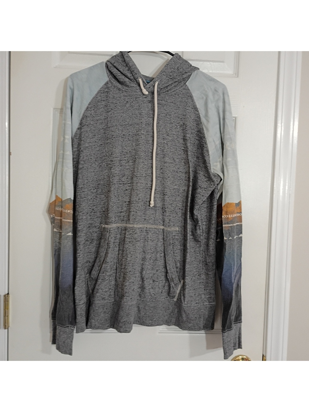 American Eagle Classic Fit Hoodie with Patterned Sleeves - Medium